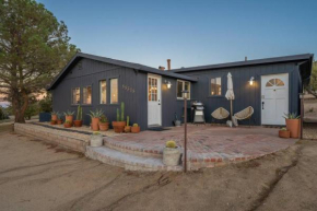 Stargazing - Cowboy Pool - Spa - Firepit - Views - Hike